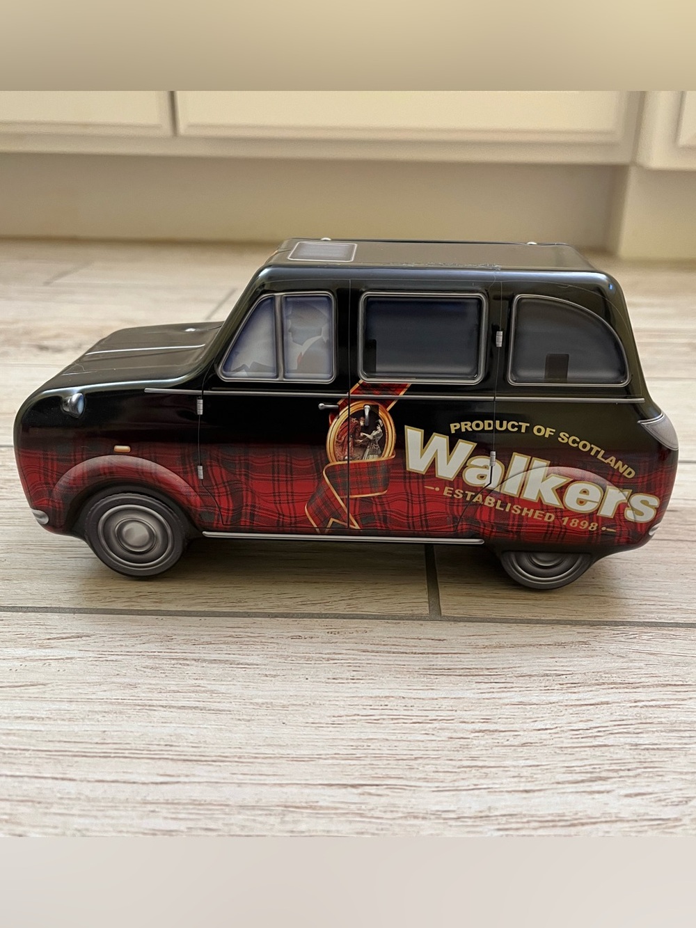 Walkers Cookie Vehicle Tin